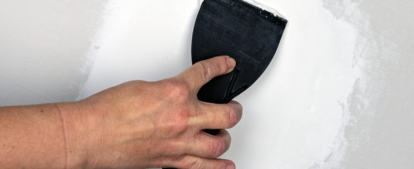 hand_wall_repairing